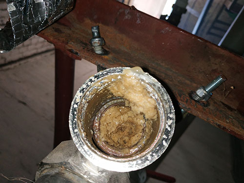 Проведение гидрохимической промывки системы горячего водоснабжения  жилого дома в г.Ломоносов
